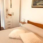 B. Ela Rooms