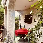 B. Ela Rooms